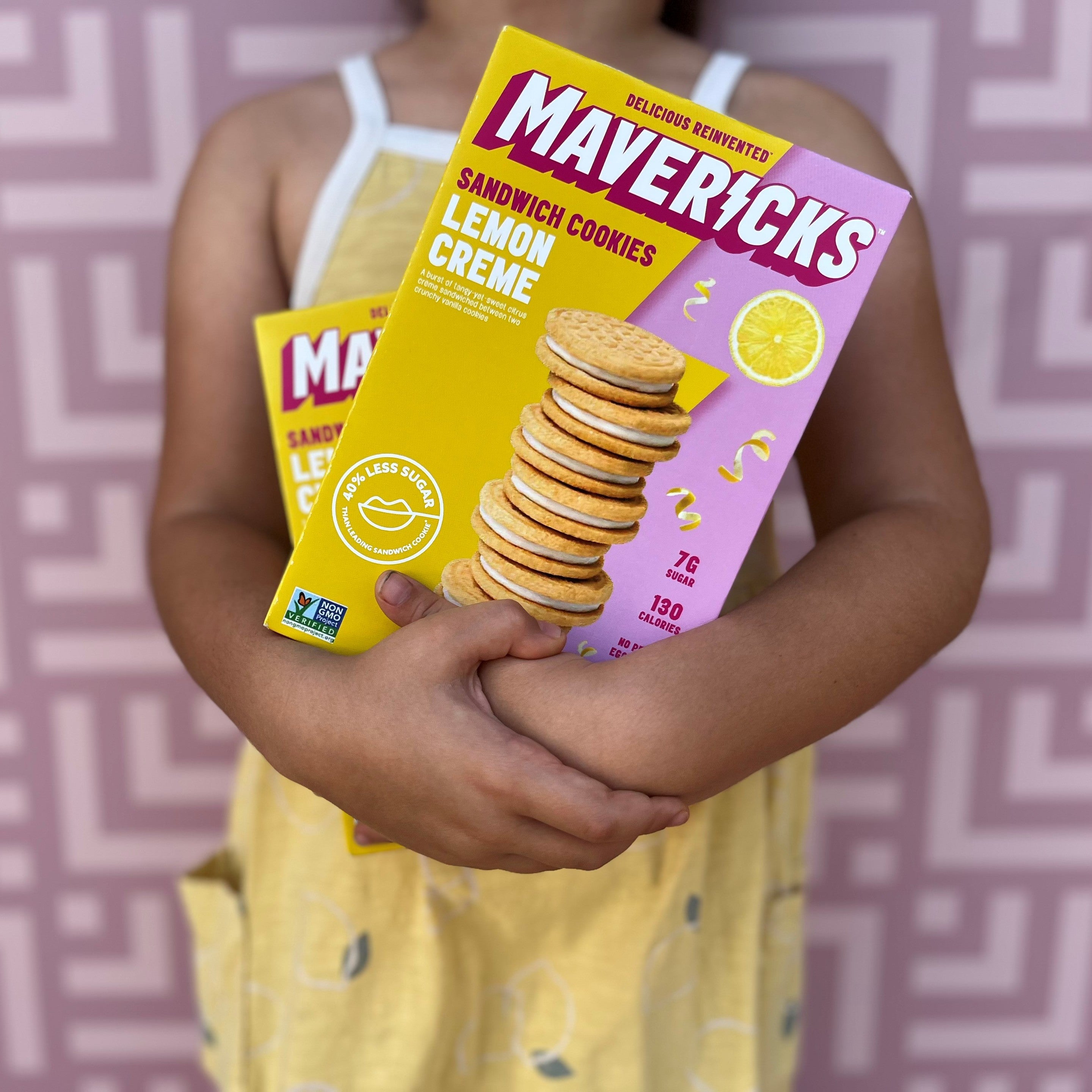 Lemon Creme Sandwich Cookies, 9oz